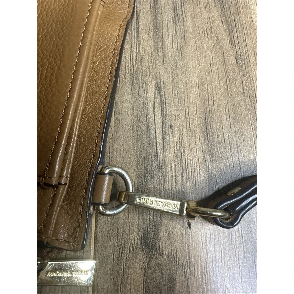 Michael Kors‎ Women's Wristlet Wallet Kane-M Brown Double Fold